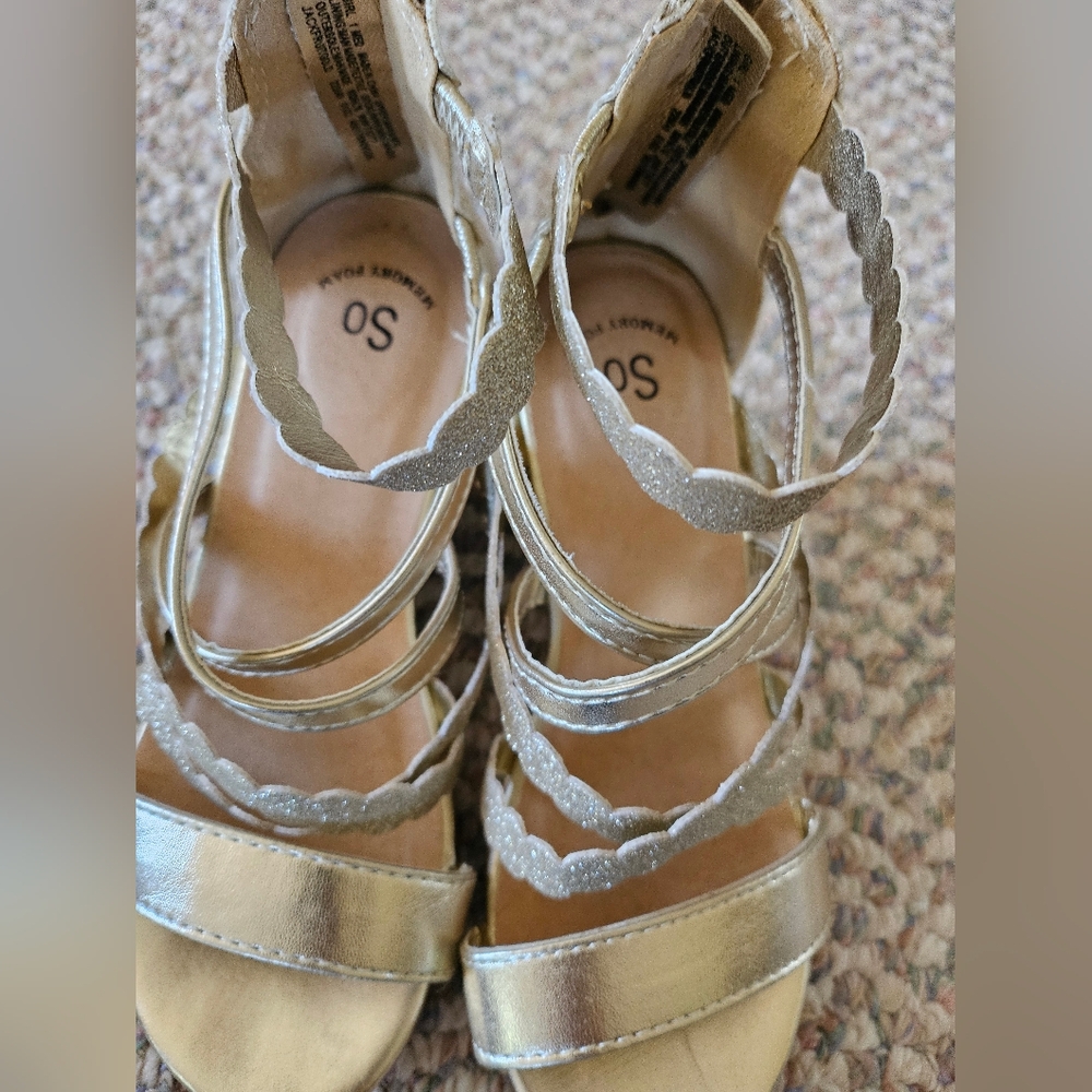 Gold Girls High Heel Wedge Sandals Sz 13